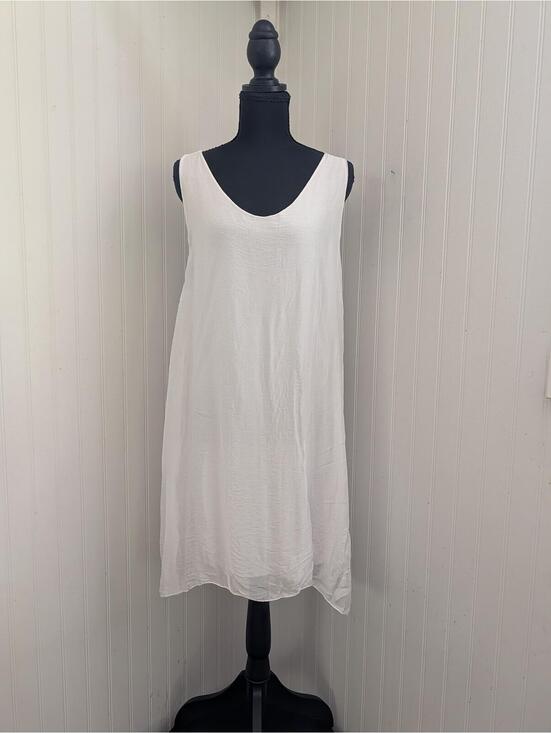 Dresses & Skirts - NWT Sofia Flowy Soft Ethereal  Lined White Sleeveless Dress Made in Italy